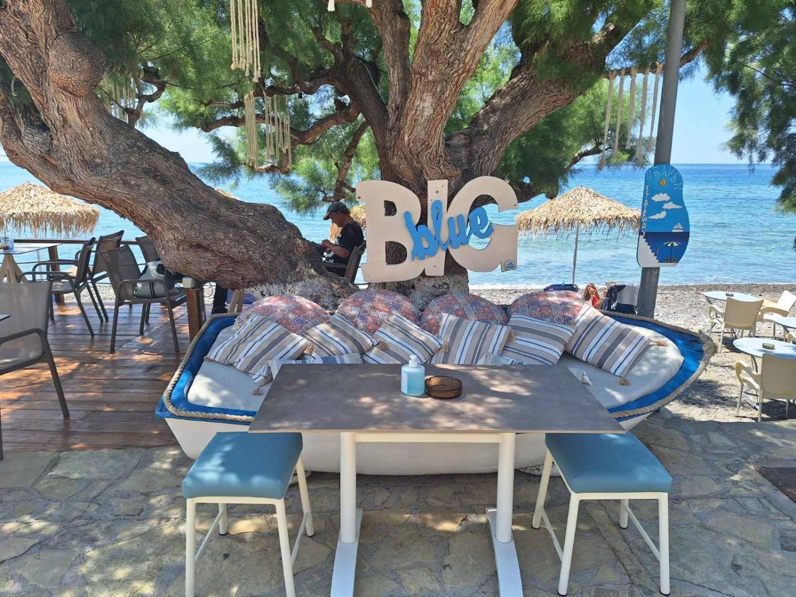 Βig Βlue Apartments Makrýgialos Екстериор снимка